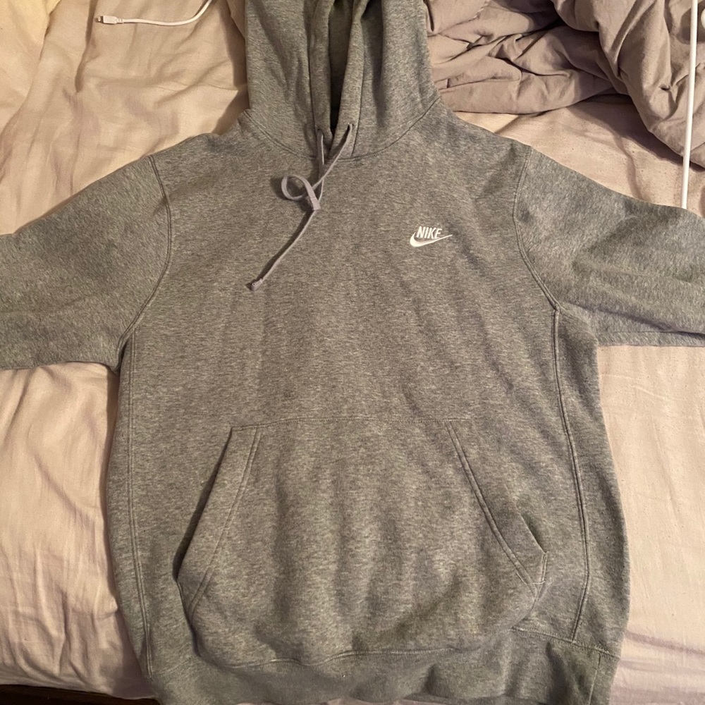 men’s nike sweatshirt